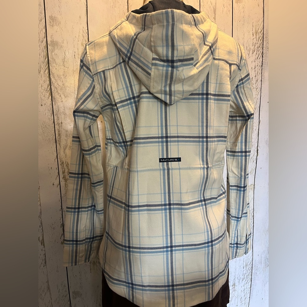Salt Life NEW Plaid Jacket Womens size Small - hooded. - Picture 4 of 9